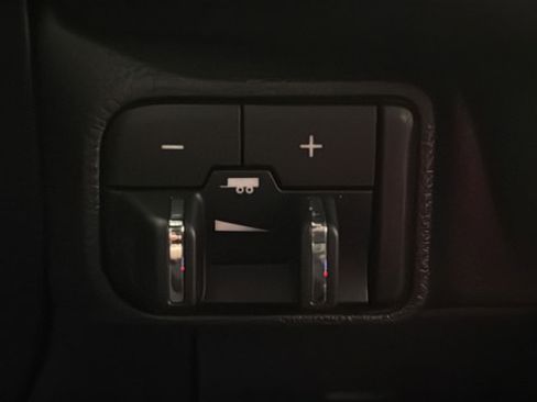 Used 2025 Dodge Durango R/T AWD/4WD image 35