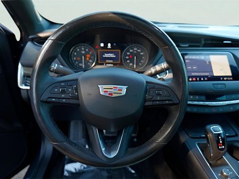 Used 2019 Cadillac XT4 Sport image 11