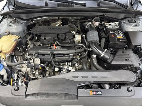 Used 2023 Kia K5 LXS image 29