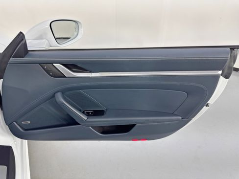 Used 2022 Porsche 911 Carrera image 40