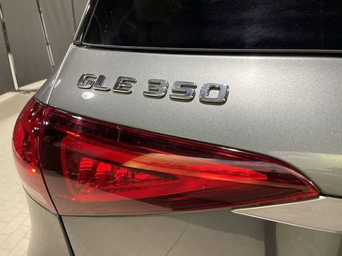 Used 2022 Mercedes-Benz GLE 350 4MATIC image 19