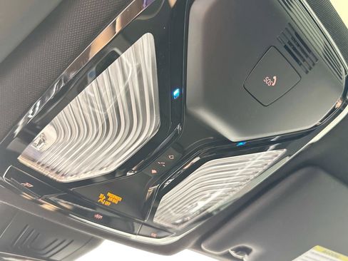 Used 2025 BMW i4 xDrive40i w/ Premium Package image 20