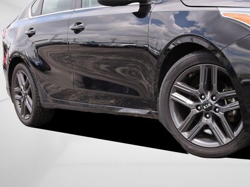 Used 2021 Kia Forte EX FWD image 3