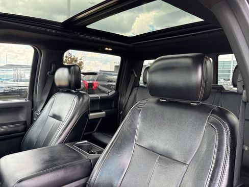 Used 2019 Ford F150 Lariat AWD/4WD image 17