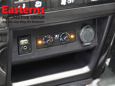 Used 2019 Toyota 4Runner Limited AWD/4WD image 21