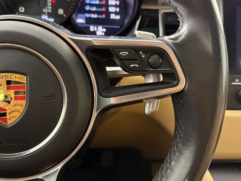 Used 2018 Porsche Macan AWD/4WD image 17