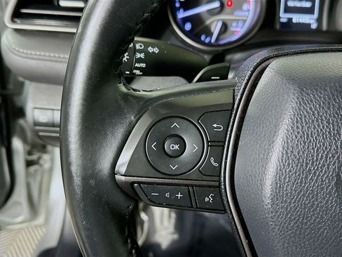 Used 2021 Toyota Camry SE image 16