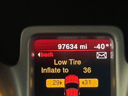 Used 2017 Dodge Journey SE image 30