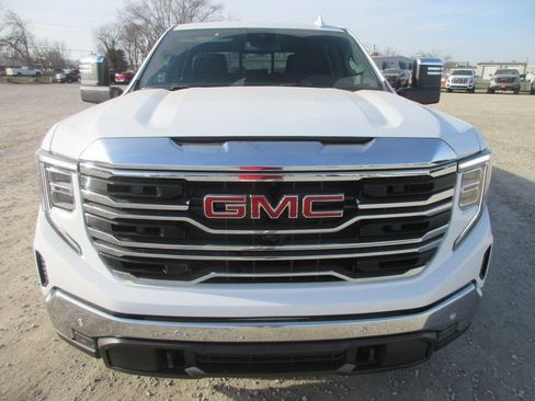 New 2026 GMC Sierra 1500 SLT w/ SLT Premium Plus Package image 12