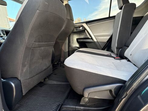 Used 2018 Toyota RAV4 XLE image 21