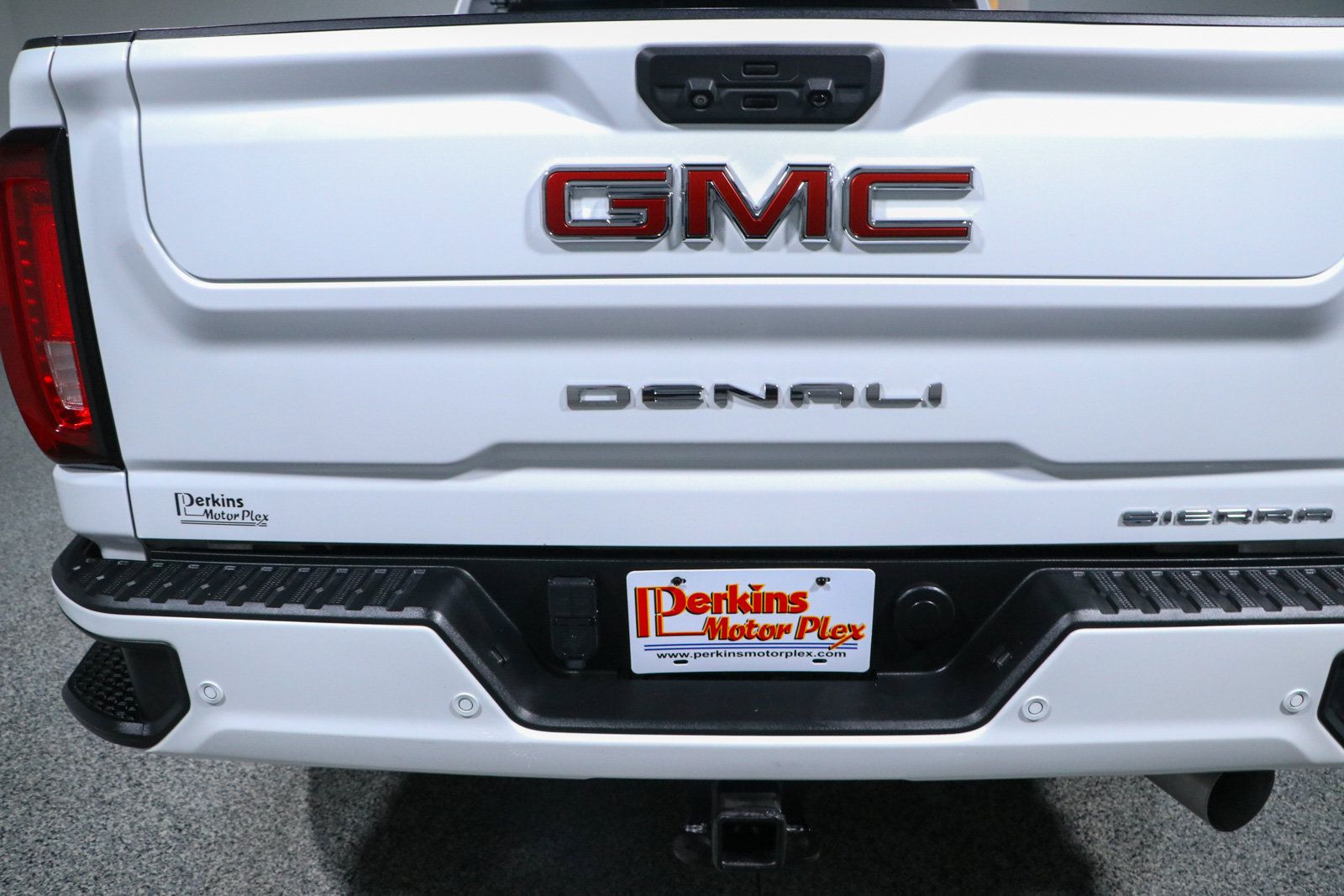 Used 2021 GMC Sierra 2500 Denali w/ Denali Ultimate Package AWD/4WD image 8
