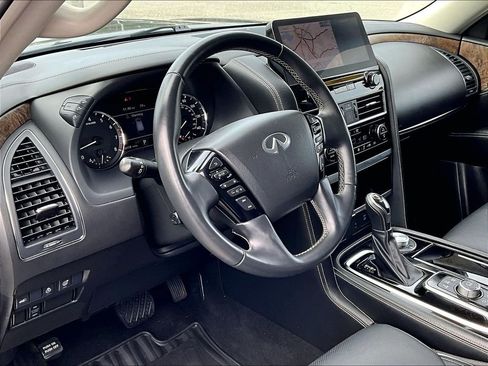Used 2023 INFINITI QX80 Premium Select w/ Cargo Package AWD/4WD image 8