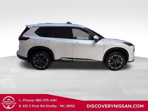 New 2026 Nissan Rogue Platinum w/ Platinum Premium Package image 6