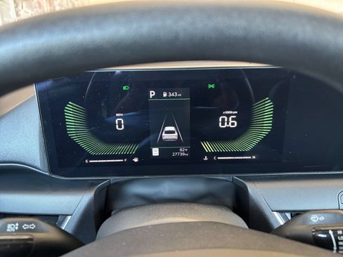 Used 2025 Kia K4 FWD image 39