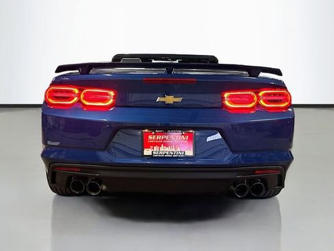 Used 2024 Chevrolet Camaro LT w/ Technology Package image 7