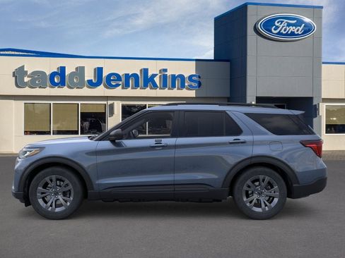 New 2026 Ford Explorer Active AWD/4WD image 3