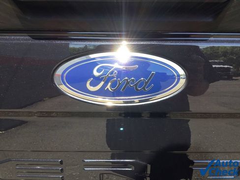 Used 2020 Ford F250 XLT w/ XLT Value Package AWD/4WD image 15