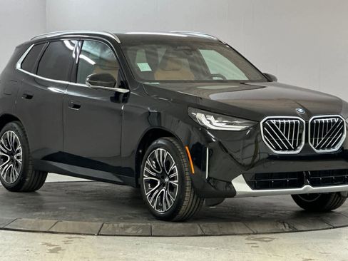 New 2025 BMW X3 xDrive30i w/ Premium Package image 9
