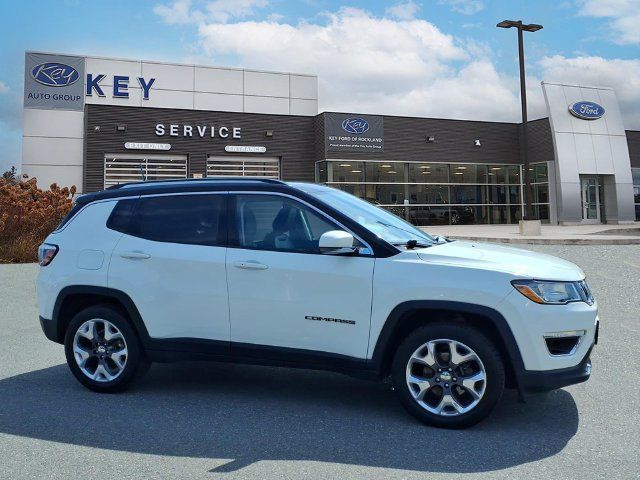 Used 2018 Jeep Compass Limited w/ Navigation Group AWD/4WD image 4