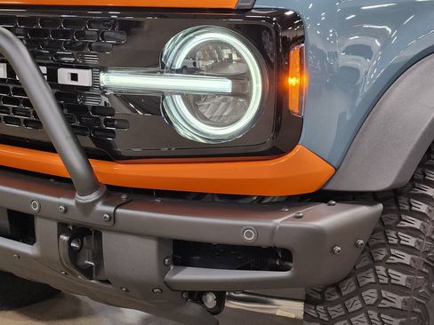 Used 2021 Ford Bronco First Edition AWD/4WD image 16