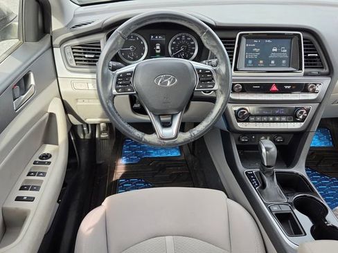 Used 2018 Hyundai Sonata SEL FWD image 11