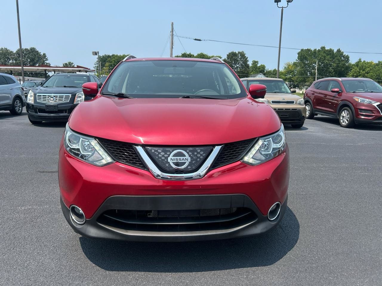 Used 2018 Nissan Rogue Sport SL AWD/4WD image 2