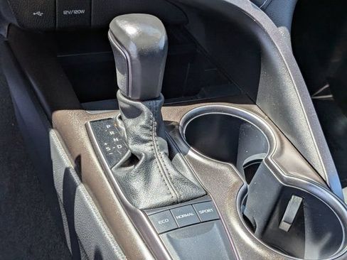 Used 2024 Toyota Camry SE w/ Cold Weather Package FWD image 21