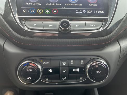 Used 2023 Chevrolet TrailBlazer RS w/ Sun and Liftgate Package image 26