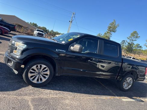 Used 2016 Ford F150 XL w/ Equipment Group 101A Mid image 4