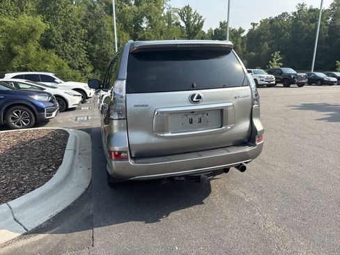 Used 2022 Lexus GX 460 Premium w/ Premium Package AWD/4WD image 44