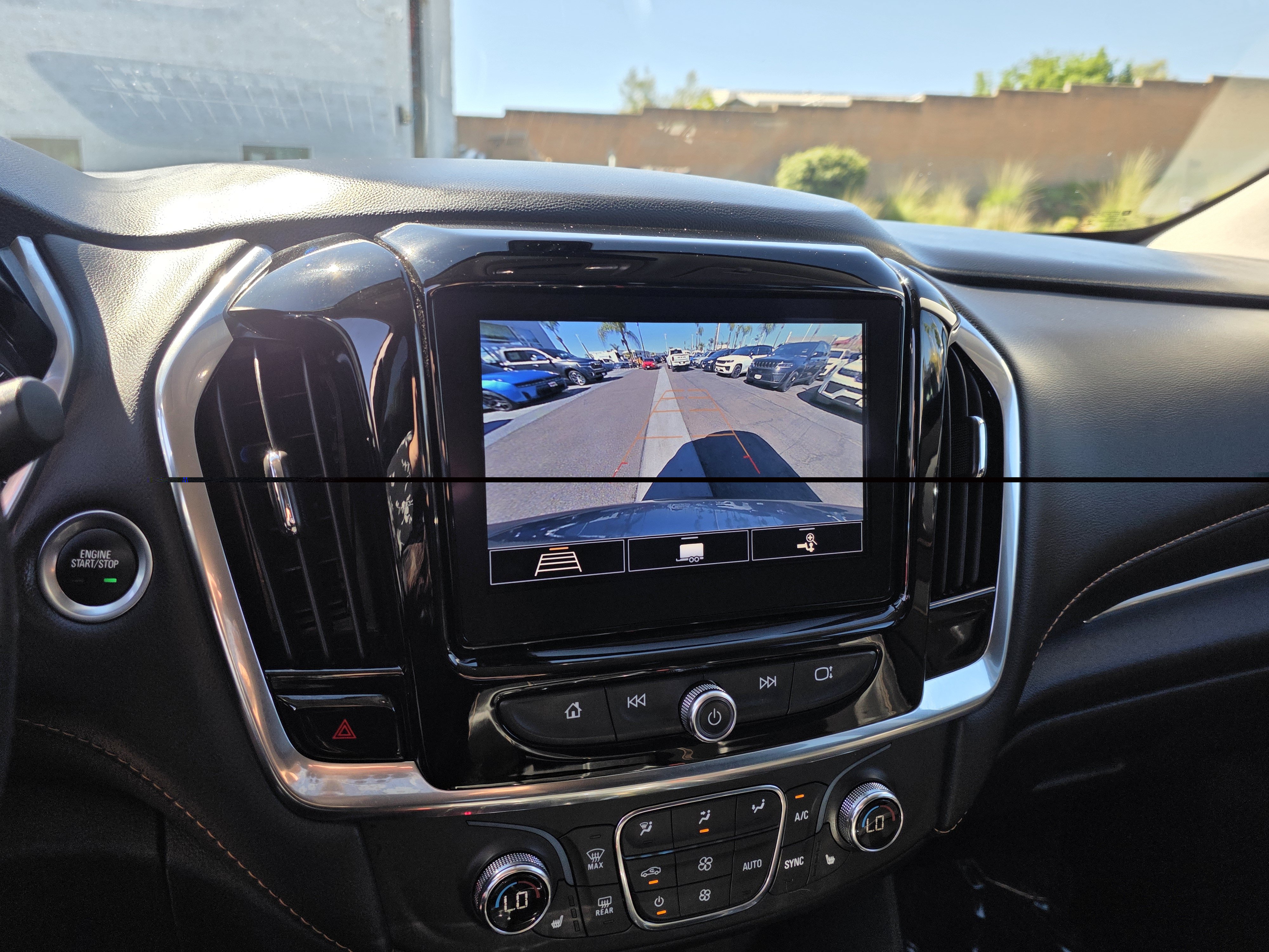 Used 2020 Chevrolet Traverse LT w/ LPO, Floor Liner Package FWD image 17