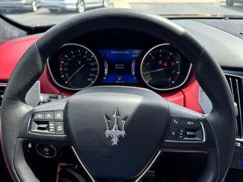 Used 2020 Maserati Levante S GranSport image 16