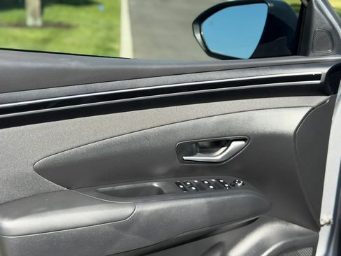 Used 2024 Hyundai Tucson SEL w/ Convenience Package FWD image 6