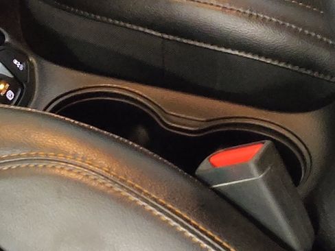 Used 2018 Jeep Compass Limited w/ Navigation Group image 26