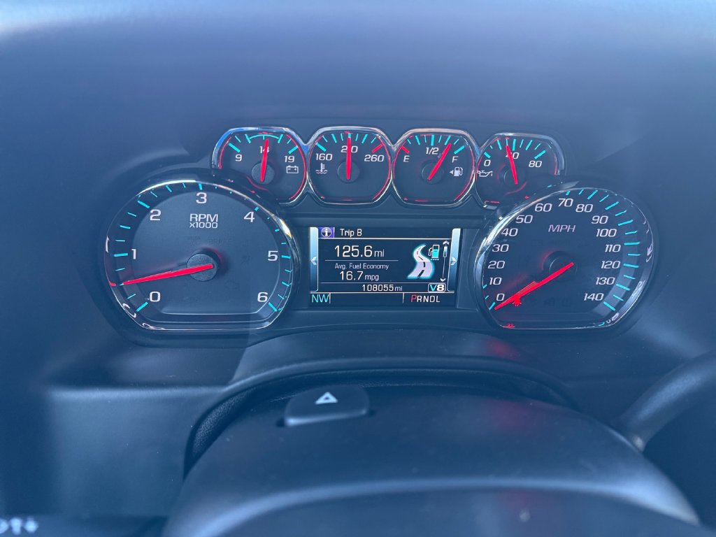 Used 2020 Chevrolet Suburban Premier AWD/4WD image 18