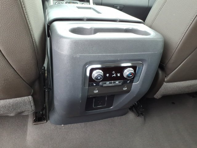 Used 2023 GMC Yukon XL Denali w/ Max Trailering Package AWD/4WD image 17