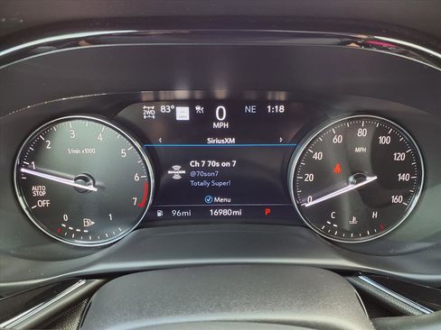 Used 2023 Buick Envision Avenir image 19