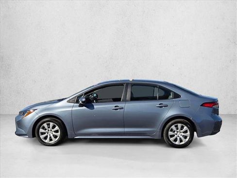 Used 2024 Toyota Corolla LE image 9