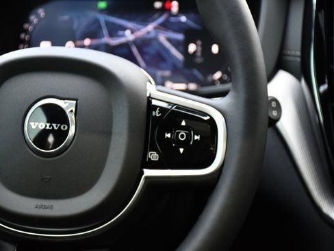 New 2026 Volvo XC60 B5 Ultra w/ Protection Package Premier image 23