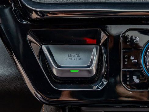 Used 2023 GMC Sierra 1500 AT4 w/ AT4 Premium Package image 19