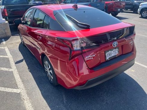 Used 2022 Toyota Prius XLE AWD/4WD image 6