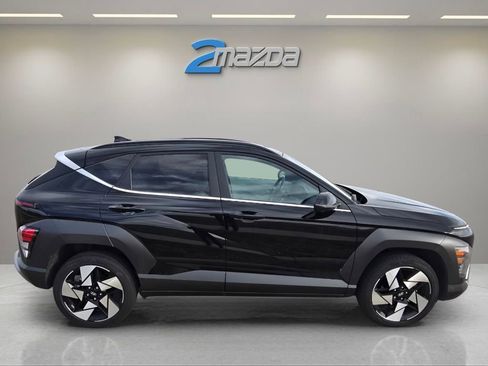 Used 2024 Hyundai Kona Limited image 6