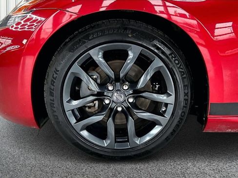 Used 2020 Nissan 370Z Coupe image 32