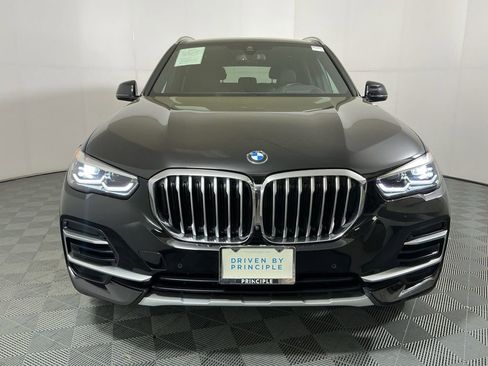 Used 2023 BMW X5 xDrive40i w/ Premium Package image 3