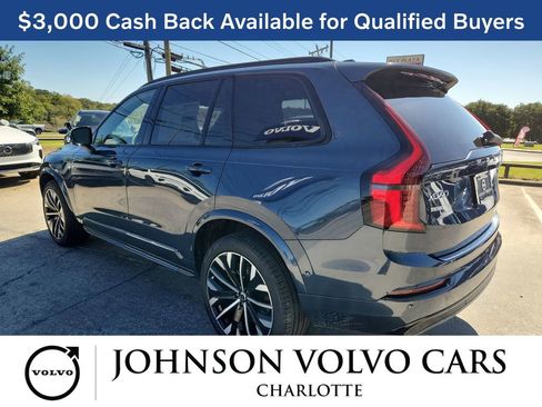 New 2026 Volvo XC90 B6 Ultra w/ Lounge Package image 3