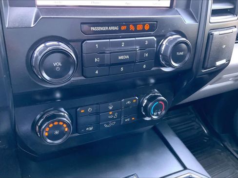 Used 2019 Ford F150 XL w/ Equipment Group 101A Mid AWD/4WD image 32
