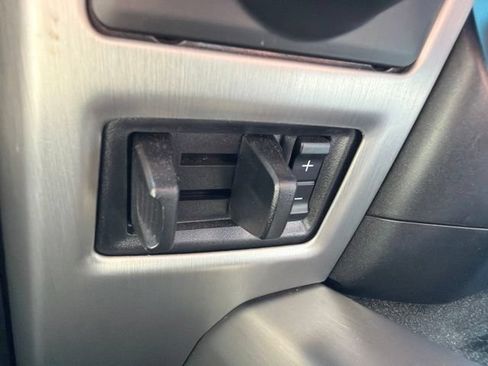 Used 2020 Ford F150 Platinum w/ Equipment Group 701A Luxury AWD/4WD image 40