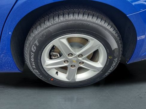 Used 2023 Chevrolet Malibu LT FWD image 9