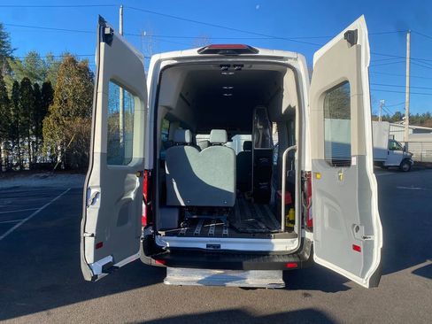 Used 2019 Ford Transit 350 XL image 29