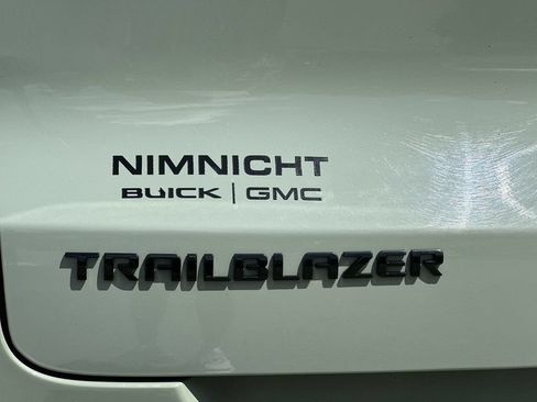 Certified 2024 Chevrolet TrailBlazer RS FWD image 30